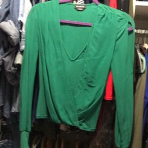 Green Bebe open sleeve - Perfect St Patricks Day Top!!